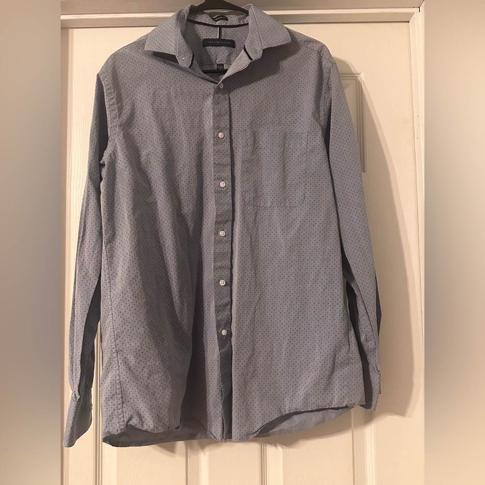 Tommy Hilfiger Men's Regular Fit Size Medium Blue Button-Up Shirt